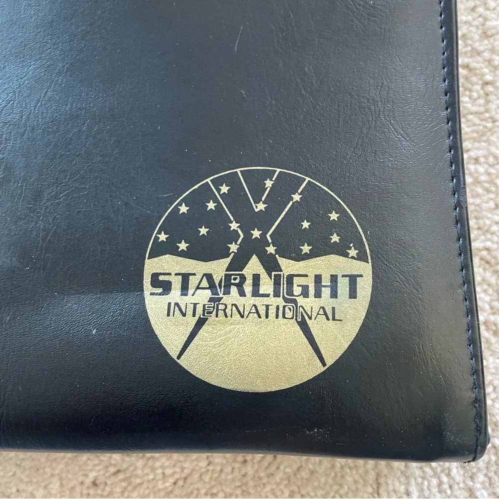 Vintage Starlight International Portfolio Black Vinyl Gold Logo Bifold Handles